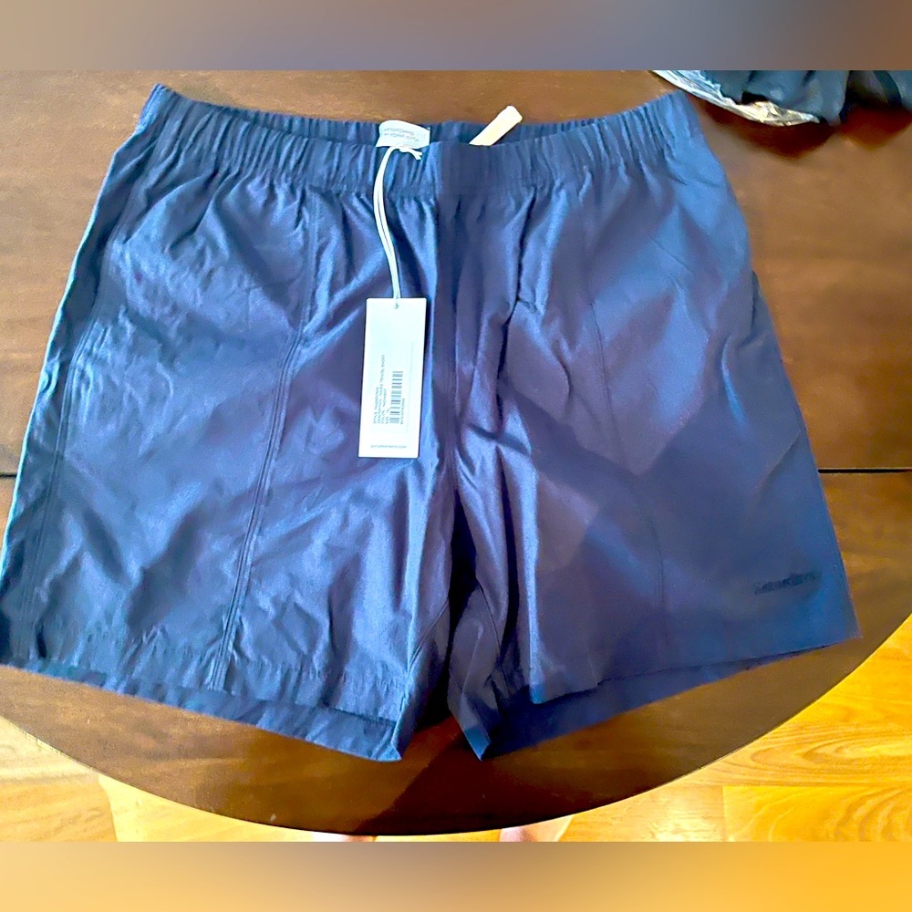 NWT - Saturdays NYC Navy Shorts (XL)